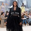 Naomi Campbell zatvorila reviju modne kuće Alexander McQueen