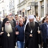 Patrijarh Porfirije i episkopi prošetali centrom Sarajeva
