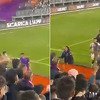 Srbijanski napadač Dušan Vlahović dobio žestoke uvrede od navijača svog kluba