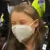 Pogledajte kako je Greta Thunberg dočekana u Glasgowu, na željezničkoj stanici nastao metež