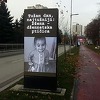 Sugrađani se opraštaju od malene Džene, načelnik Kaknja traži da se utvrdi odgovornost
