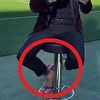 Alves na Nou Campu potpisao ugovor s Barcelonom, elegantnu odjeću "spojio" s japankama