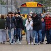 Tri maloljetnika ubijena, a osam osoba ranjeno u pucnjavi u srednjoj školi u Michiganu
