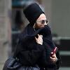 Božo Vrećo prošetao Sarajevom s turbanom na glavi, idealan modni odabir za hladne dane