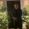 Alec Baldwin nasrnuo na novinara, supruga Hilaria spriječila da sukob eskalira