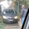 Muškarac u Beogradu vozio automobil niz stepenice, snimak sulude vožnje postao hit