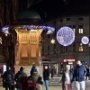 Sarajevo zasjalo u prazničnom ruhu, počelo ukrašavanje gradskih ulica