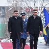 Plenković stigao u BiH, dočekao ga Tegeltija ispred zgrade državnih institucija