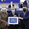 Evropski parlament odao priznanje Alekseju Navalnom, nagradu preuzela njegova kćerka