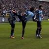 Nevjerovatni Balotelli udario saigrača kopačkom u glavu tokom proslave gola