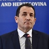 Cikotićev pomoćnik treba Cikotiću zabraniti pristup tajnim podacima, ali je na bolovanju