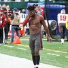 Najkontroverznija NFL zvijezda izazvala neviđen skandal na utakmici, klub ga odmah otpustio