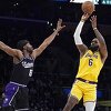 Sjajni LeBron vodio Lakerse do pobjede u kalifornijskom derbiju