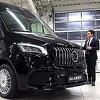 Klassenov Mercedes Sprinter ima veliki ekran i konzolu PlayStation 5