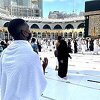 Pogba zbog islamofobnih uvreda izbrisao fotografiju na kojoj se molio pored Kabe