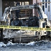 Na Dobrinji noćas izgorio Range Rover, vatra se proširila i na okolna vozila