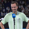 Medvedev nakon velike pobjede govorio o Đokoviću, publika se nasmijala, ali i zviždala