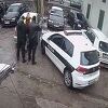 Policajac Zoran Čegar istukao bespomoćnog radnika na parkingu u Sarajevu, pogledajte video