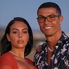 Ronaldo objavio selfie iz kreveta bez majice, Georginin komentar pokupio hiljade lajkova