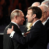 Vruć ponedjeljak na svjetskoj političkoj sceni: Macron s Putinom, Scholz kod Bidena