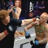 U nevjerovatnoj MMA borbi 75-godišnji starac i 18-godišnji unuk borili se protiv žene