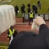 Partizanov navijač izazvao skandal nakon što je trenera gađao kesicom s bijelim prahom