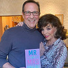 Joan Collins proslavila 20 godina braka sa petim suprugom