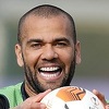 Dani Alves će produžiti ugovor s Barcelonom