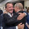 Gerhardu Schröderu zbog odnosa s Putinom oduzeto počasno članstvo u Njemačkom nogometnom savezu