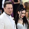 Grimes tvrdi da Elon Musk uprkos milijardama ponekad živi ispod granice siromaštva