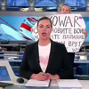 Novinarka na ruskoj državnoj televiziji u programu uživo istakla transparent protiv Putina