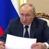 Dok se Rusija guši u sankcijama Putin pokušava smiriti narod: Povećat ću plaće i penzije
