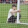 Navijač prekinuo utakmicu Arsenala i Liverpoola, pokušao se "vezati" za gol