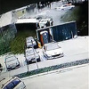 Nadzorne kamere snimile prevrtanje i slijetanje s ceste kamiona na Alipašinom Polju u Sarajevu
