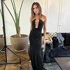 Victoria Beckham predstavila haljinu iz nove kolekcije, David ismijao njena stopala