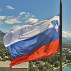 Slovenci uklonili zastavu sa ambasade u Kijevu jer previše liči na rusku