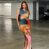 Kendall Jenner pozirala u zavodljivoj haljini, sestre je ismijale zbog detalja na stopalima
