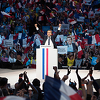 Bliže se izbori u Francuskoj: Macron u utrci za novi mandat dok mu iza leđa "puše" desničarka Le Pen