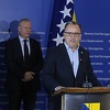 Predstavnici DF-a u Parlamentu BiH: Schmidt se treba uozbiljiti, ponaša se kao da smo kolonija