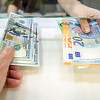 Dolar preko noći devalvirao nakon dvije godine, euro ojačao