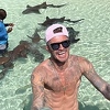 David Beckham u Miamiju pokazao isklesano tijelo dok se družio s ajkulama