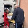 Crveni križ Federacije BiH tokom aprila podijelio 2.150 paketa hrane i higijene