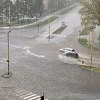 Jako nevrijeme ponovo u Tuzli, saobraćajnice zbog loših odvoda potopljene vodom
