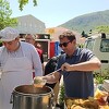 U Mostar se vratila proslava uz prvomajski grah koji je dijelio gradonačelnik Kordić