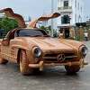 Drvena replika Mercedesa 300 SL je istinsko remek-djelo
