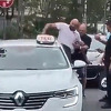 Bijesni Fury snimljen kako udara vozilo taksiste koji ga je odbio voziti