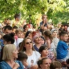 Više od hiljadu mališana na Vilsonovom šetalištu uživalo u muzičkoj bajci Latifa & Mravka Travka