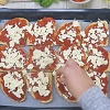 Donosimo vam brz i jednostavan recept za pizzu od starog hljeba koji želite iskoristiti