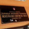 Sankcionisana razrednica iz Slavonskog Broda čiji su maturanti pozirali u uniformama sličnim HOS-ovim