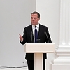 Medvedev: Ako Kijev upotrijebi strano oružje protiv Rusije, uslijedit će udari na centre odlučivanja
